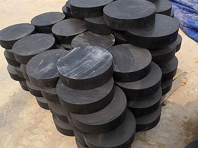 交口县板式橡胶支座由若干层橡胶片与薄钢板经加压硫化
